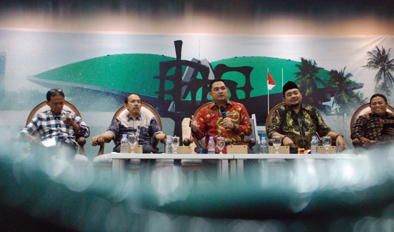 Dialektika Demokrasi  Tema “Mengawal Tahapan Pemilu 2024”