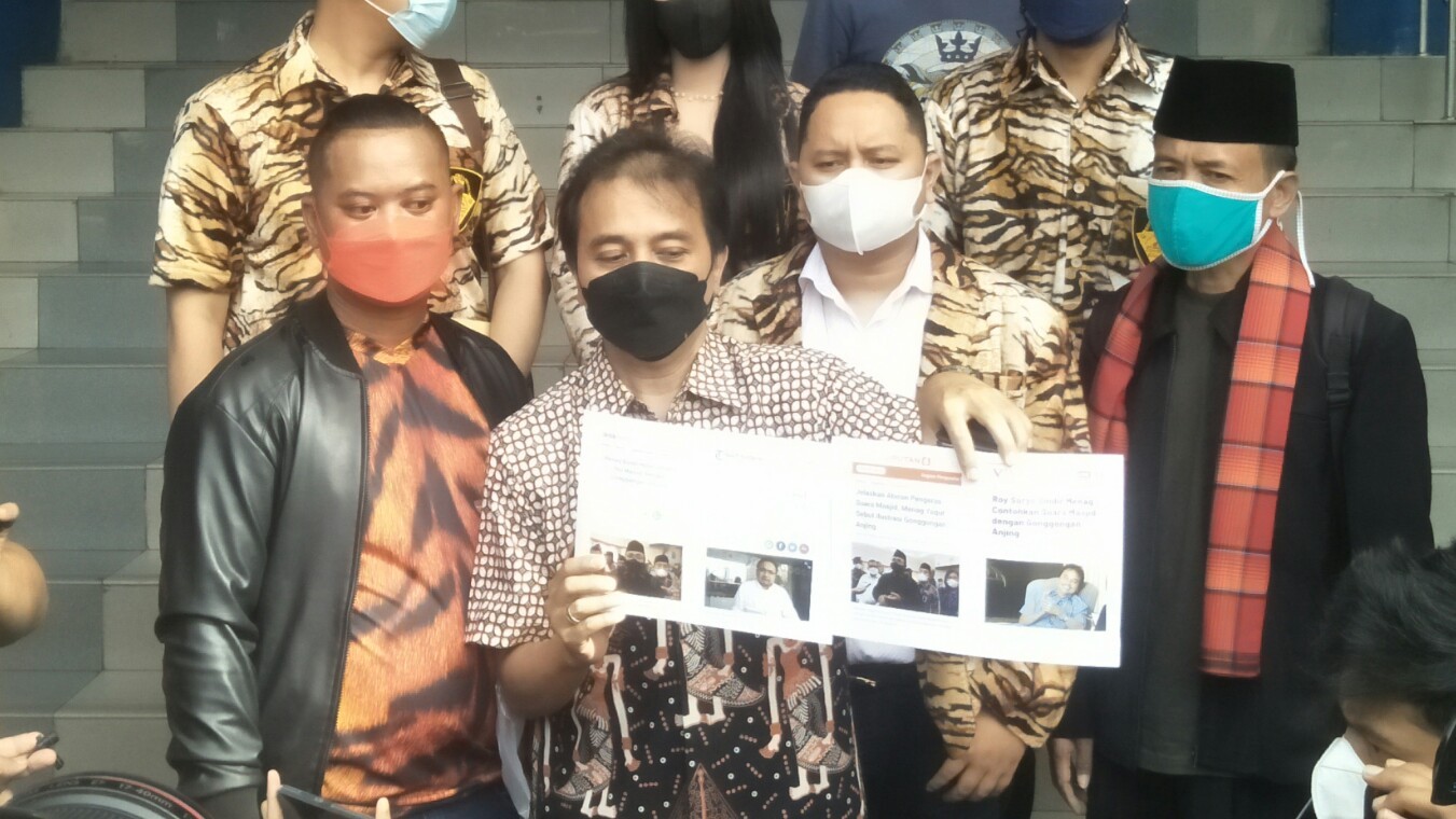 Dinilai Lukai Perasaan Umat Buddha, Roy Suryo Dilaporkan ke Polisi