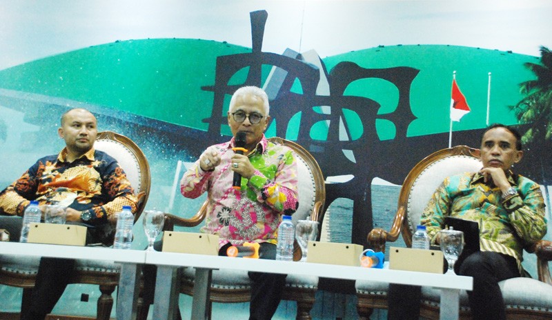 Dialektika Demokrasi  tema "Membedah Aturan Pengangkatan Pj Kepala Daerah"