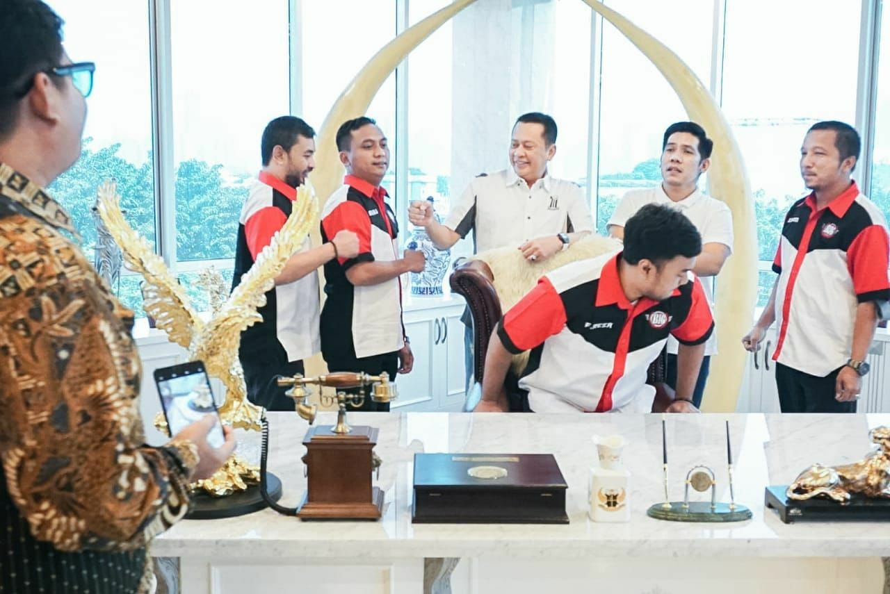 Bamsoet Kembali Gelar Lomba Burung Berkicau Nasional Perebutkan Piala Ketua MPR RI