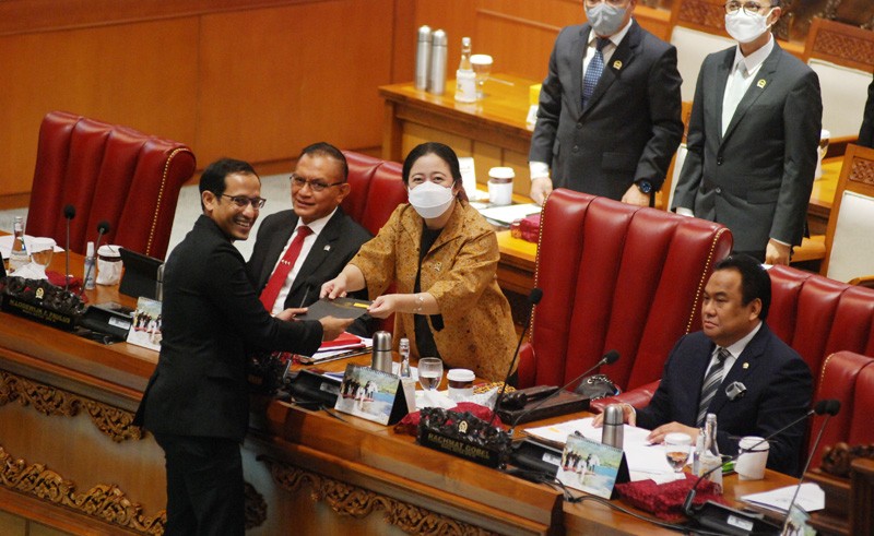 Menteri Pendidikan, Kebudayaan, Riset dan Teknologi Republik Indonesia  Sampaikan Laporan Pemerintah