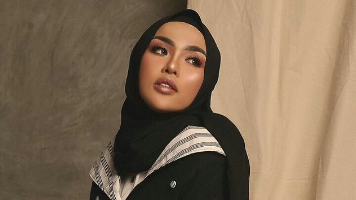 Jadi Tersangka, Polisi Jemput Paksa Selebgram Medina Zein