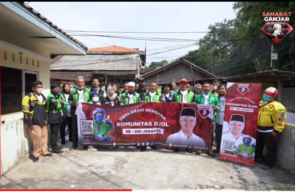 Sambil Beri Bantuan dan Gelar Lomba, Komunitas Ojol Deklarasi Dukung Ganjar di Pilpres