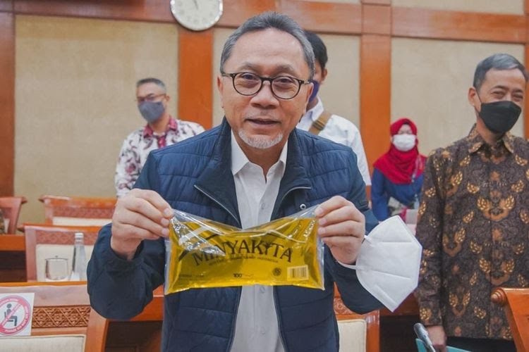 PKS Minta Jokowi Tegur Mendag Zulhas yang Salahgunakan Jabatan