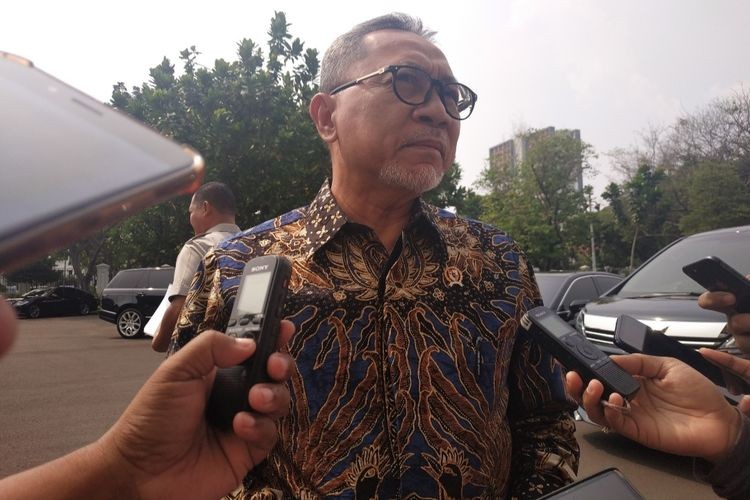 Baru Seumur Jagung Jadi Menteri, Jokowi Diminta Evaluasi Zulhas