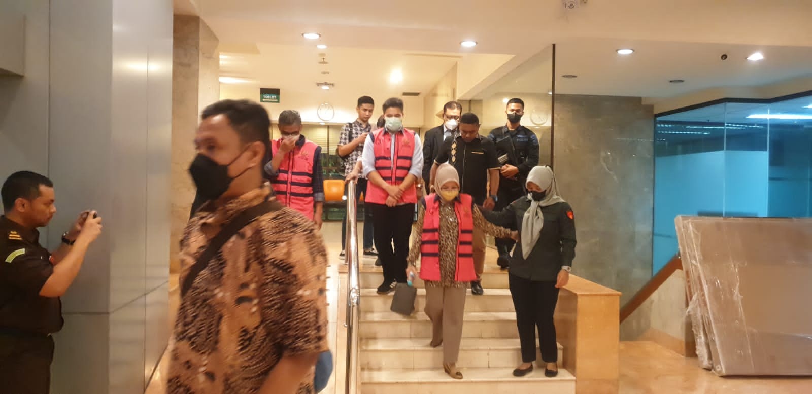 Kejati DKI Lakukan Penahanan Terhadap Tiga Tersangka Kasus Korupsi Mafia Tanah
