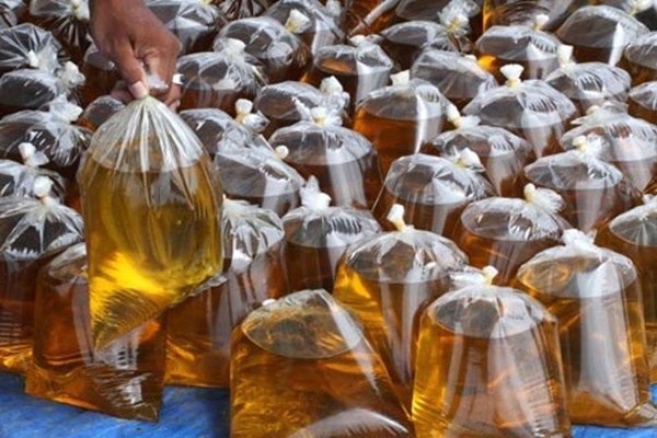 PKS Desak Pemerintah Pastikan Harga Migor di Sumatera Sesuai HET