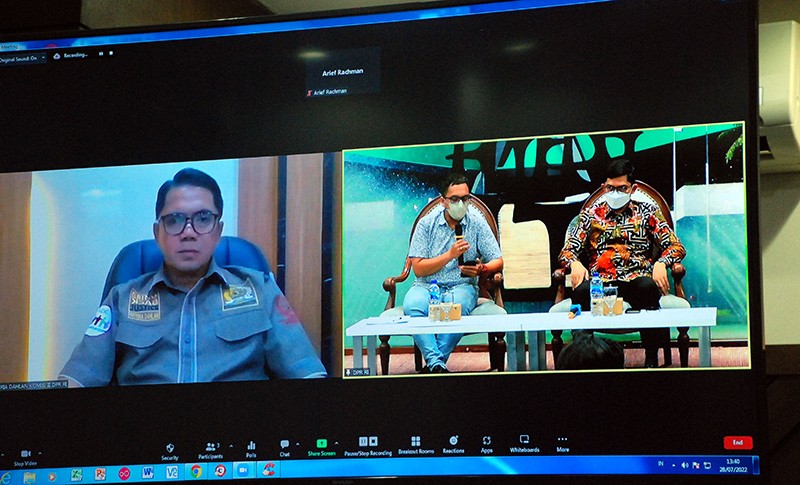 Dialektika Demokrasi Tema "Misteri Kematian Brigadir J, Presisi Polri Diuji”