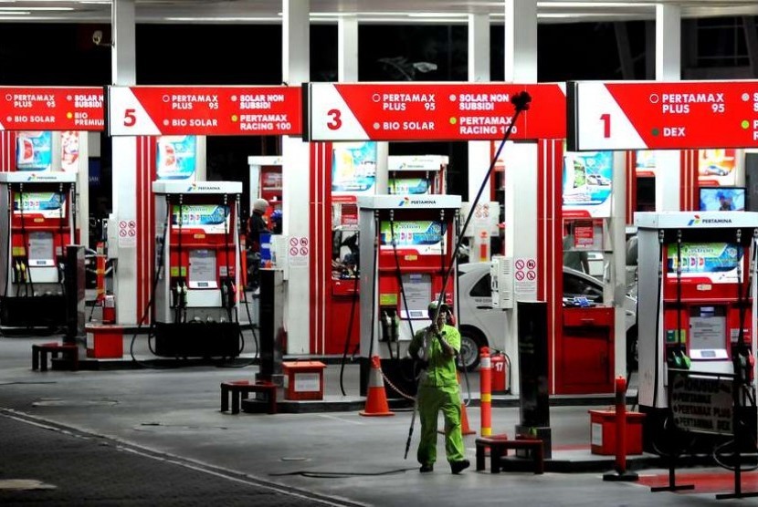 Minyak Dunia Turun BBM Tetap Naik, DPR: Pemerintah Jangan Mau Enaknya Aja!