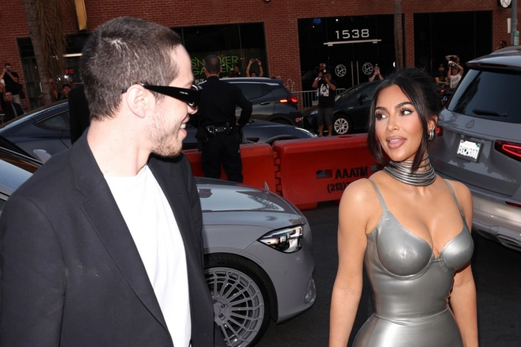 Sedih! Kim Kardashian dan Pete Davidson Putus
