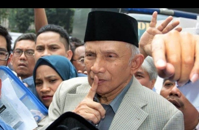 Amien Rais Koreksi Kicauan Mahfud Soal KM50 Sudah Clear dan Jelas