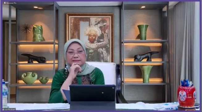 Webinar Pendidikan Politik, Ida Fauziyah: Saatnya Perempuan Terlibat, Bukan Hanya Melihat