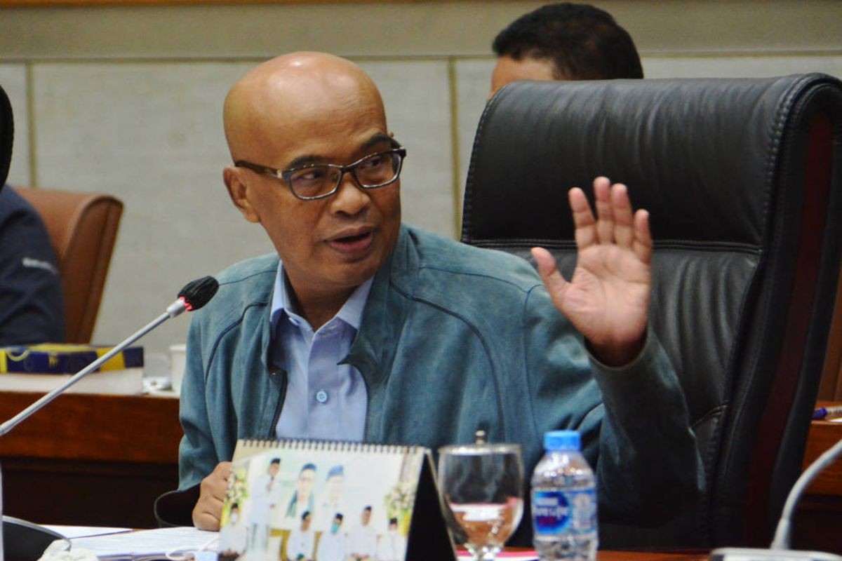 Desmond: Kalau Puan Mau Jadi Wakilnya Prabowo, Beresin Dulu Muhaimin
