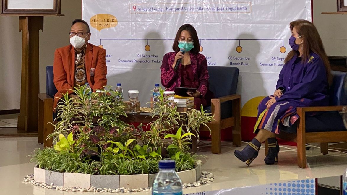 Masyarakat Hukum Adat Suku Arfak Sougb Wujud Nyata Eksistensi Sistem Hukum Adat  Di Indonesia
