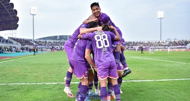 FOTO: Persita Menang Tipis 1-0 Atas PSIS Semarang di Indomilk Arena