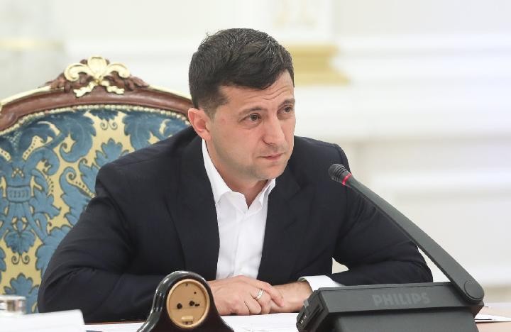 Presiden Ukraina Zelenskyy Alami Kecelakaan, Begini Kondisinya