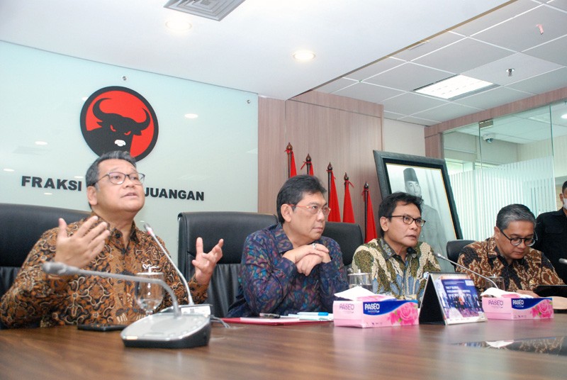 Fraksi PDI-Perjuangan Ucapkan Dukacita Yang Mendalam Atas Musibah Kanjuruhan Malang