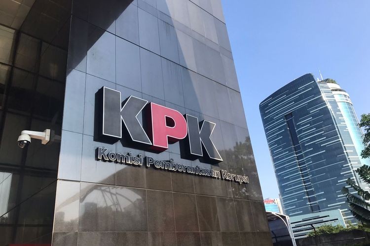 Selain Kasus 'Kardus Durian', KPK Juga Harus Buka Kembali Kasus e-KTP