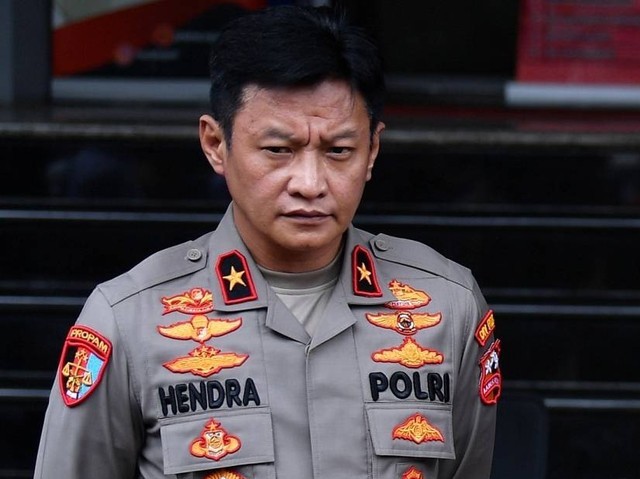 Halangi Penyidikan Pembunuhan Brigadir J, Hendra Kurniawan Dipecat