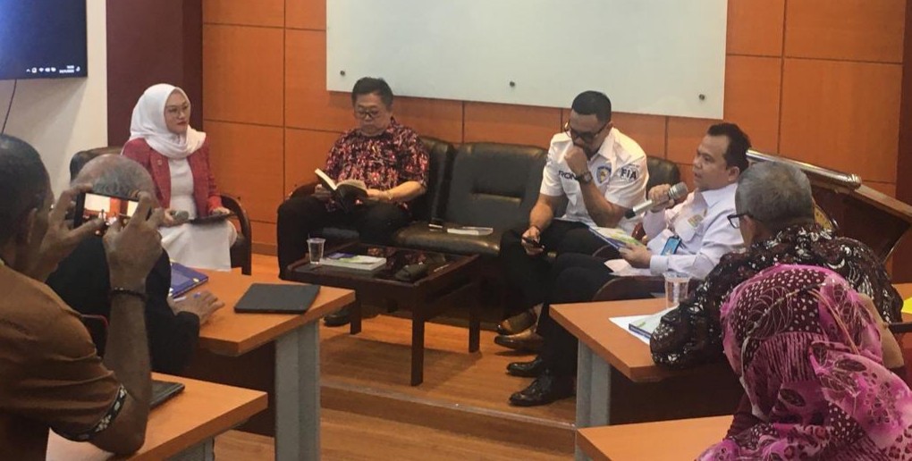 Bedah Buku Hukum Investasi Dalam Amplifikasi Ekonomi Indonesia