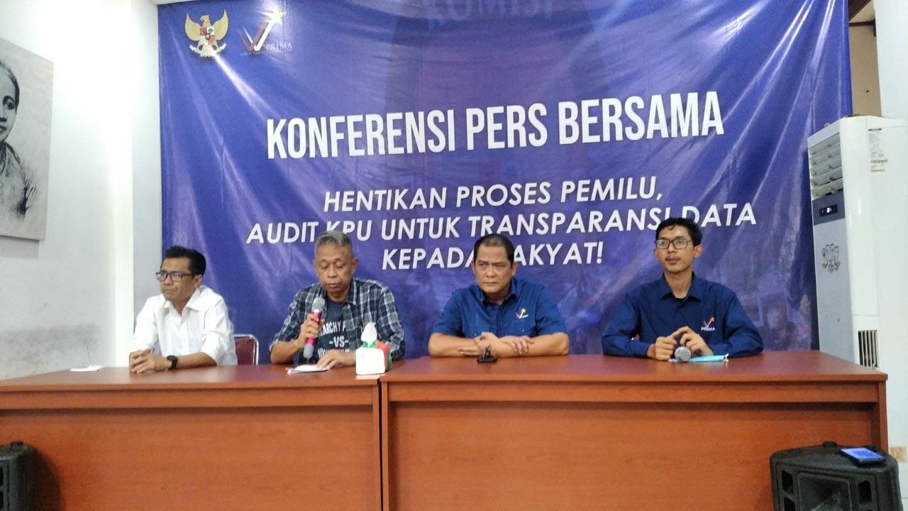 Prima Desak KPU Hentikan Proses Pemilu