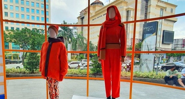 Uniqlo X Marni Pamerkan Balutan Fesyen Ceria Sambut Libur Akhir