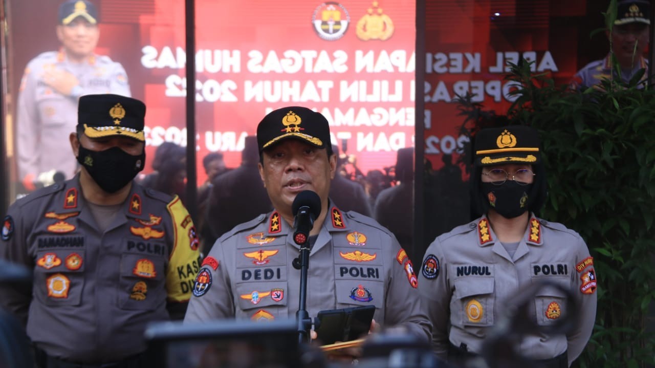 Gelar Operasi Lilin, 102 Ribu Personel Polri akan Amankan Gereja