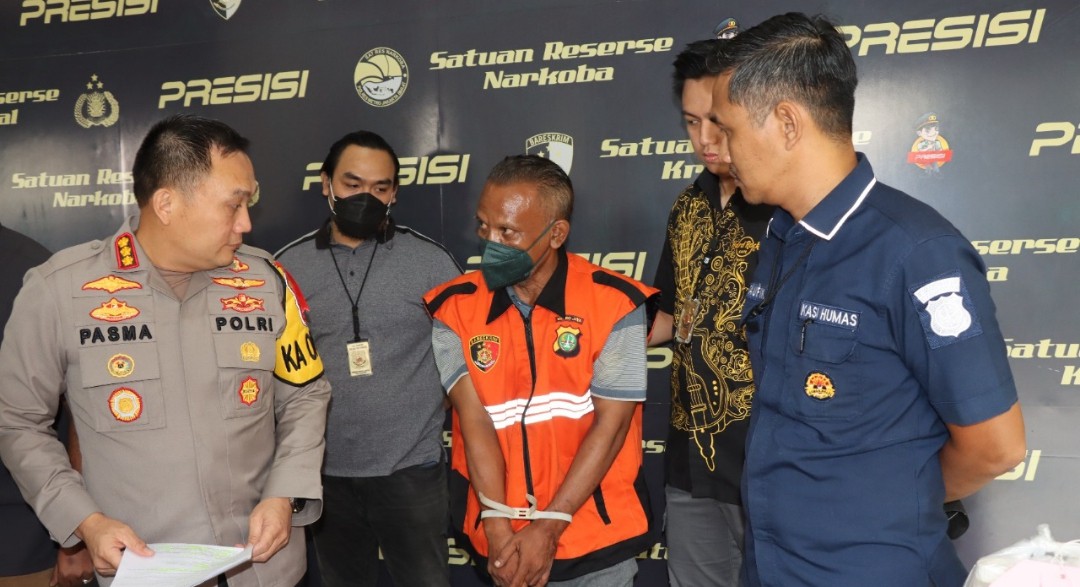 Siram Anak Istri dengan Air Keras hingga Tewas, Tukang Pijat di Cengkareng Ditangkap