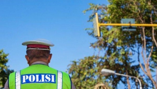 Diduga Terlibat Narkoba, Perwira Polisi Berpangkat Kombes Ditangkap Bersama Wanita di Hotel