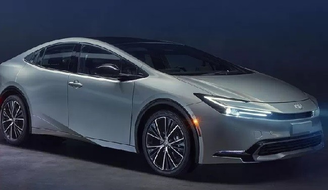 Toyota Mulai Jual All New Prius HEV di Jepang