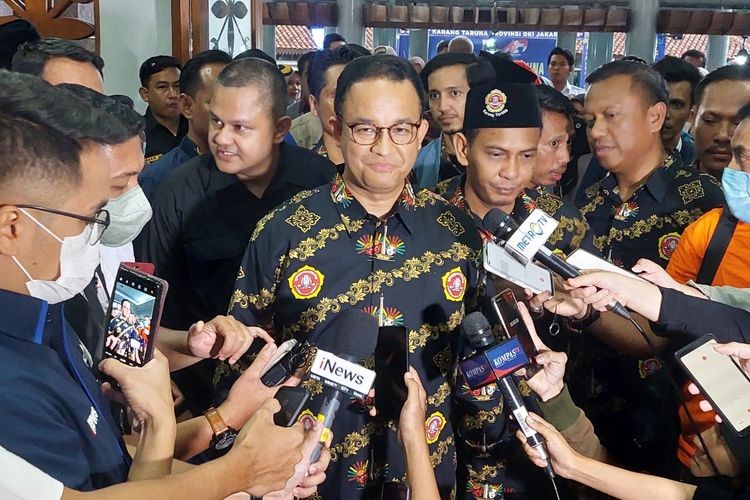 Pengamat: Pendamping Anies antara AHY dan Khofifah
