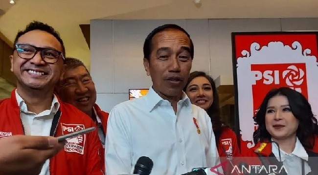 Akui Sisi Politik Bisa Pengaruhi Reshuffle, Jokowi: Yang Utama Performa
