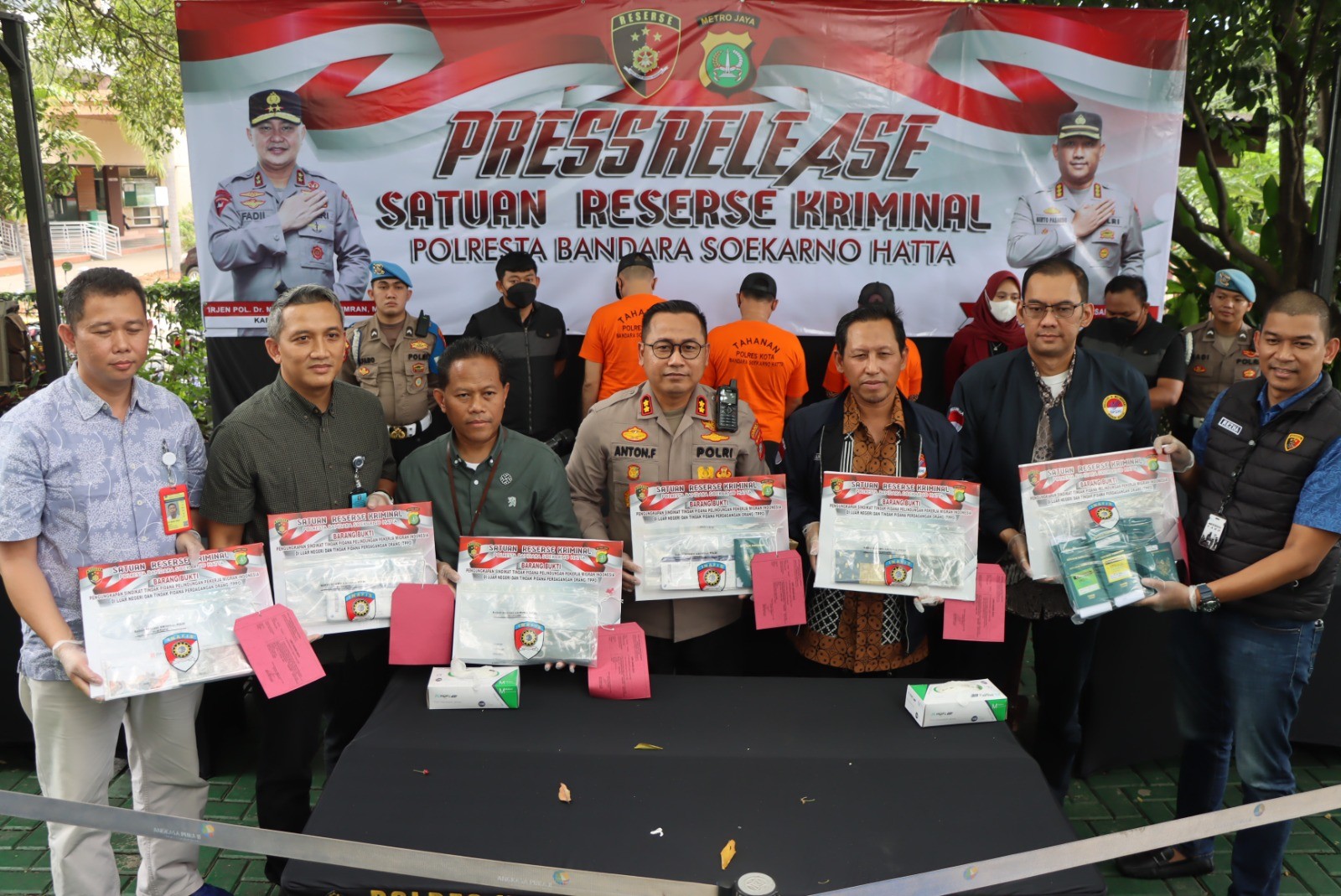 Dijanjikan Gaji Menggiurkan di Luar Negeri, Polisi Tangkap Tiga Pelaku Perdagangan Orang
