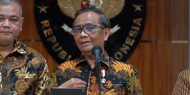 Soal Transaksi Mencurigakan Rp300 Teiliun, Mahfud: Bukan Korupsi, Tapi Pecucian Uang