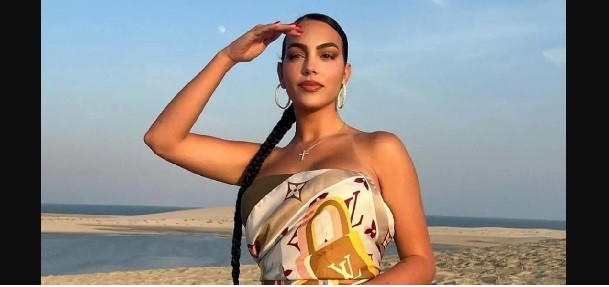 Apakah Isyarat dari Georgina Rodriguez ini Memihak Pique Melawan Shakira?