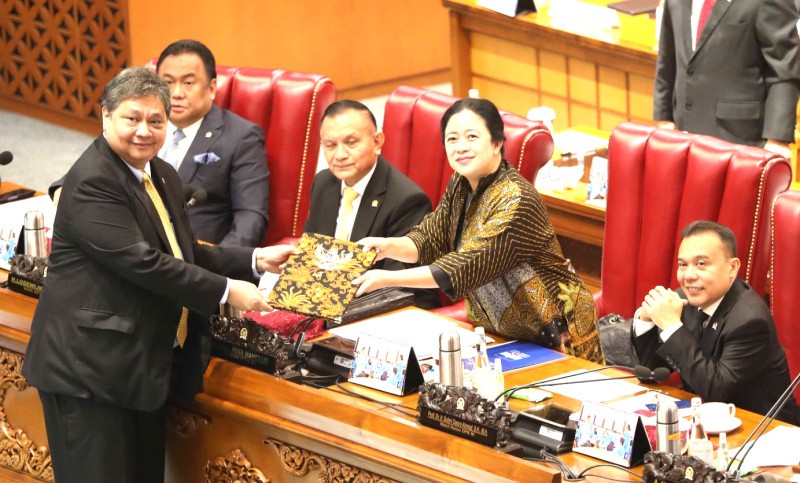 RUU Cipta Kerja Disahkan DPR RI