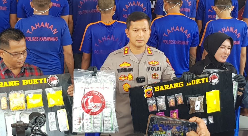 Kapolres Karawang Pimpin Pengungkapan Kasus Peredaran Narkotika Selama Maret 2023
