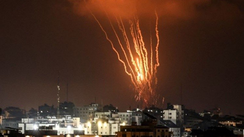 Roket Pejuang Palestina Hantam Distrik-distrik Israel di Gaza
