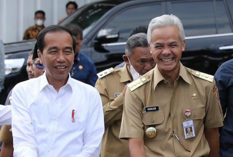 Lagi, Ganjar Mesra Semobil Bareng Jokowi saat Tinjau Pasar di Boyolali