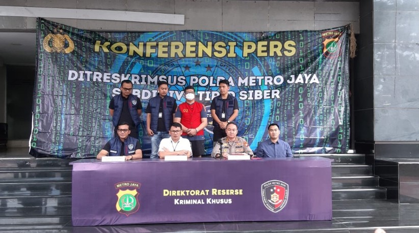 Begini Penampakan Pria yang Palsukan QRIS di Kotak Amal Masjid
