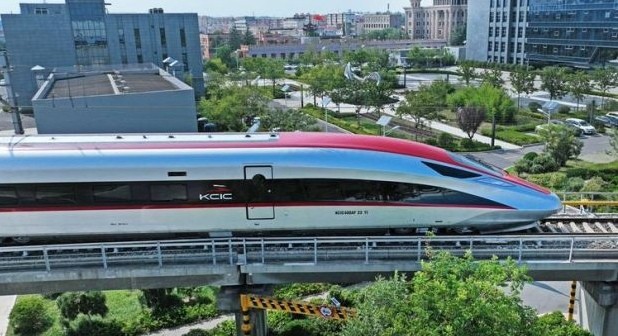 Bunga Pinjaman Proyek Kereta Cepat Bengkak, DPR: Harus Ada yang Bertanggung Jawab