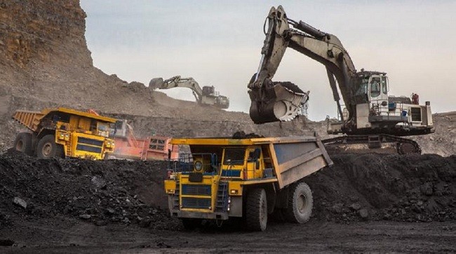 DPR Minta Jokowi Turun Tangan Benahi Sektor Minerba