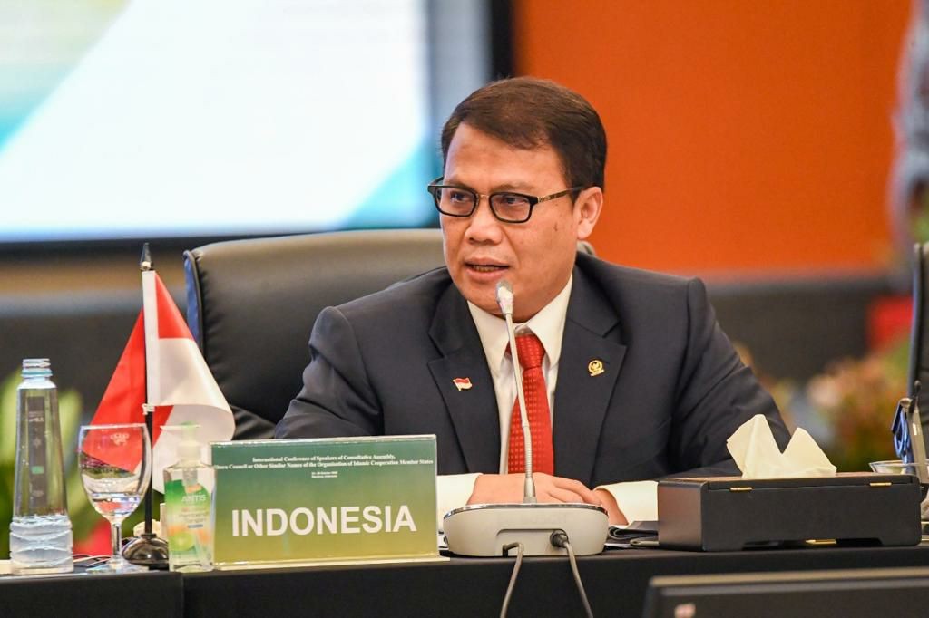 Ahmad Basarah Kecam Pemecatan Mahasiswa Muslim yang Ucapkan 'Selamat Jumat Agung’