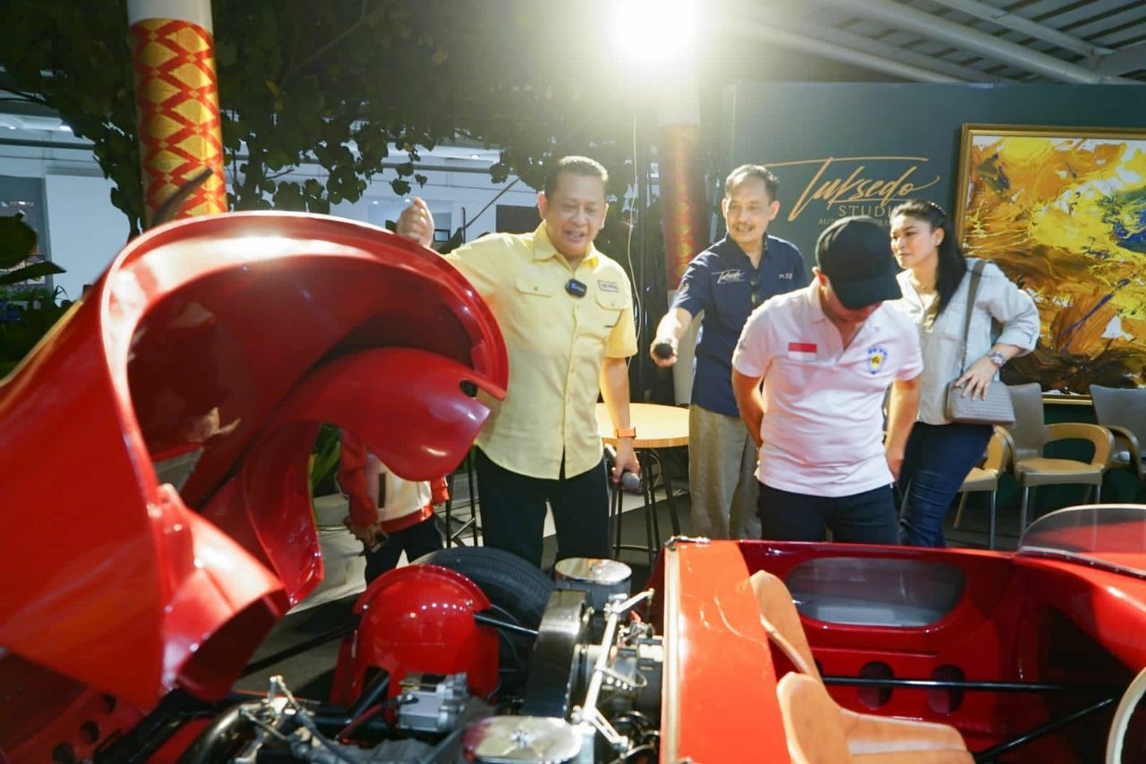 Ketua MPR RI Saat Membuka Tuksedo Studio Exhibit 2023 di Bandara Ngurah Rai Bali: Jangan Kaget, Ini Buatan Indonesia