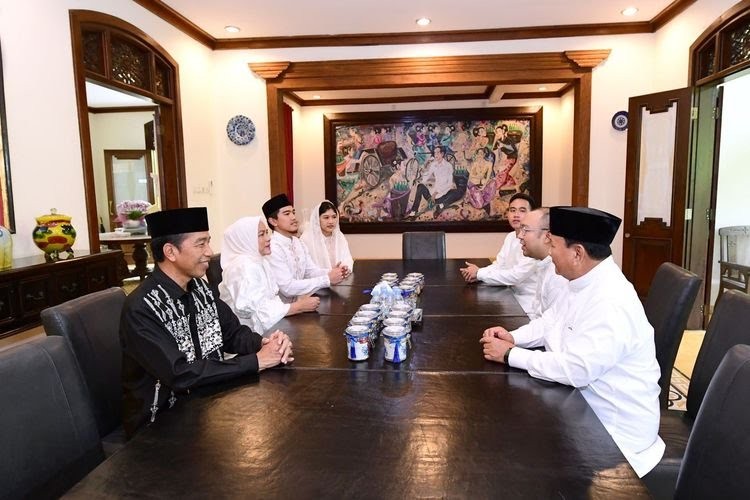Prabowo Sebut Tak Ada Pembicaraan Politis dengan Jokowi