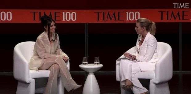 Ditanya Kapan Resmi Jadi Pengacara, Kim Kardashian Terlihat Gugup