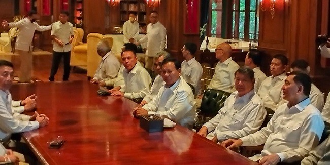Prabowo Ajak Wiranto Gabung Gerindra 