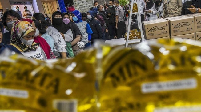 Atasi Kisruh Minyak Goreng, Pemerintah Jangan Saling Lempar Tanggung Jawab