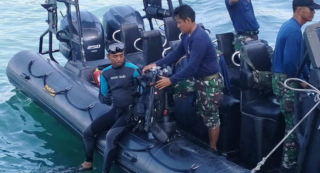 Denjaka TNI AL  Clearence Bawah Laut pada KTT ASEAN