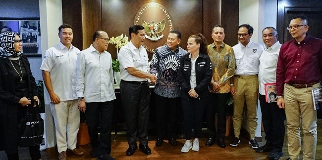 Bertemu Menko Marves, Bamsoet Dorong Legalitas Kendaraan Konversi dan Kustom di Indonesia
